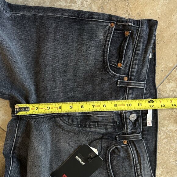 NWT Levi’s Premium Wedgie Icon Jeans Womens 29 High Rise Tapered Leg Black Denim - Picture 12 of 14